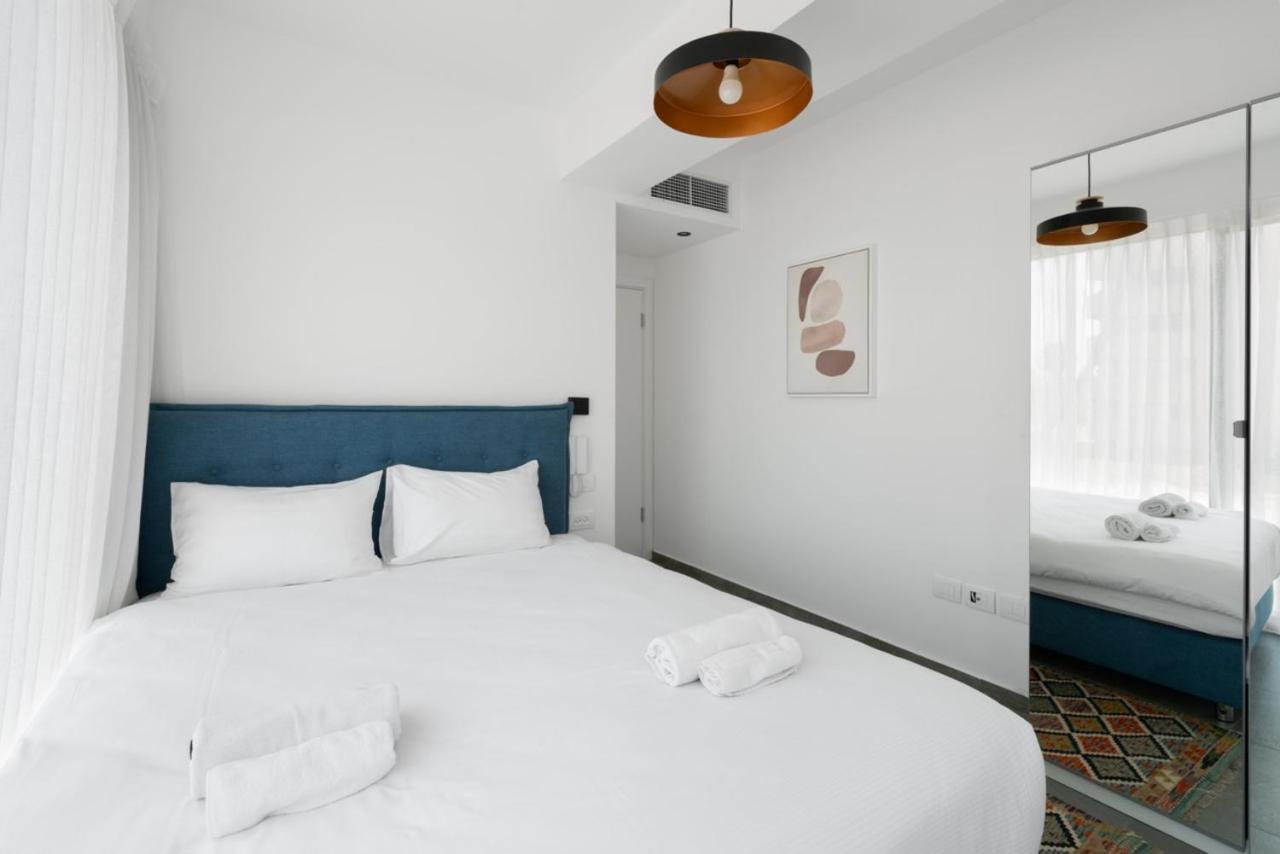 Yefet - By Beach Apartments Tlv Tel Aviv Exterior foto