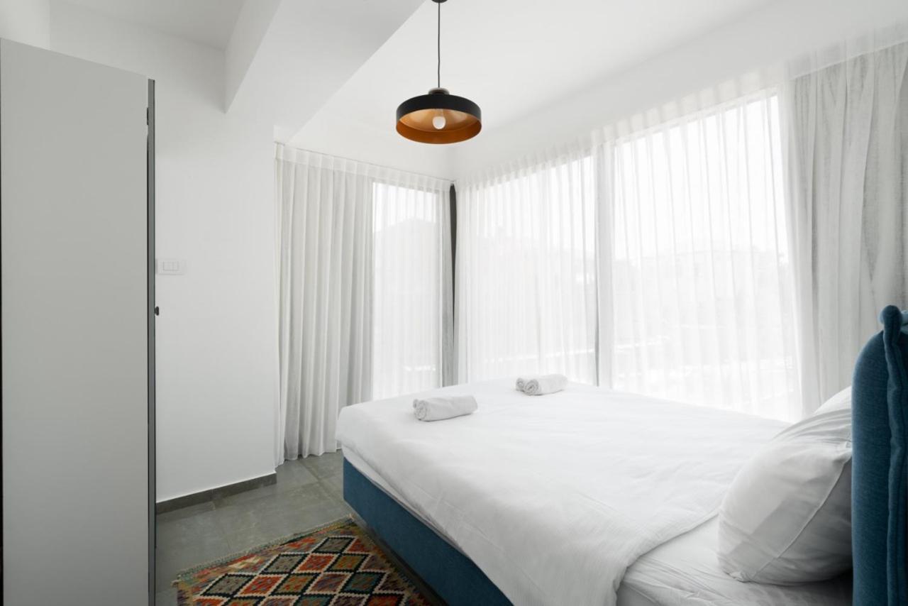 Yefet - By Beach Apartments Tlv Tel Aviv Exterior foto